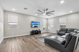 N 142 Dr-S1708-005.jpg