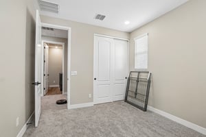 N 142 Dr-S1708-021.jpg