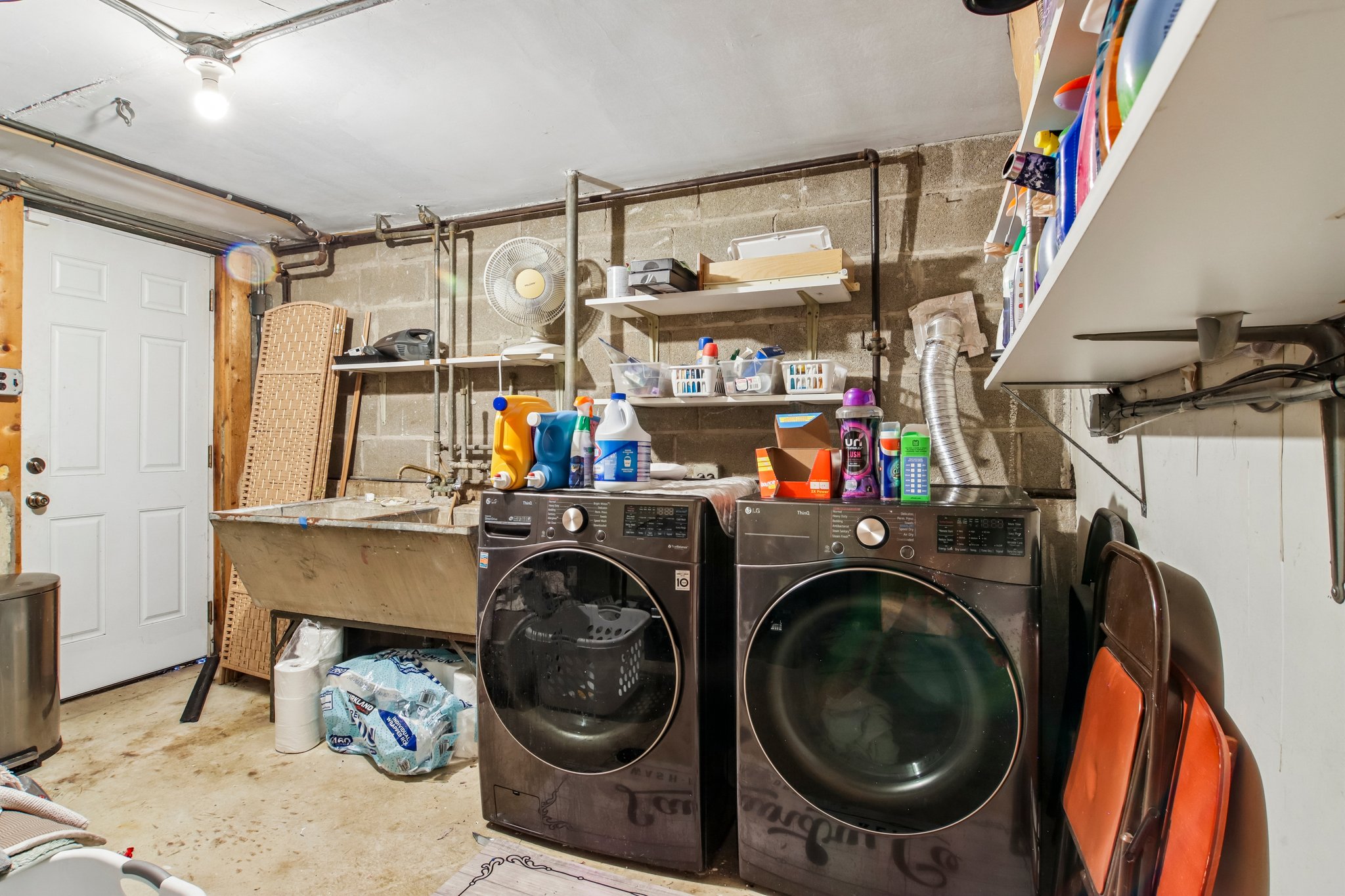 Amherst Ave-S2404-035.jpg