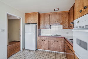 012_245 Campbell Ave