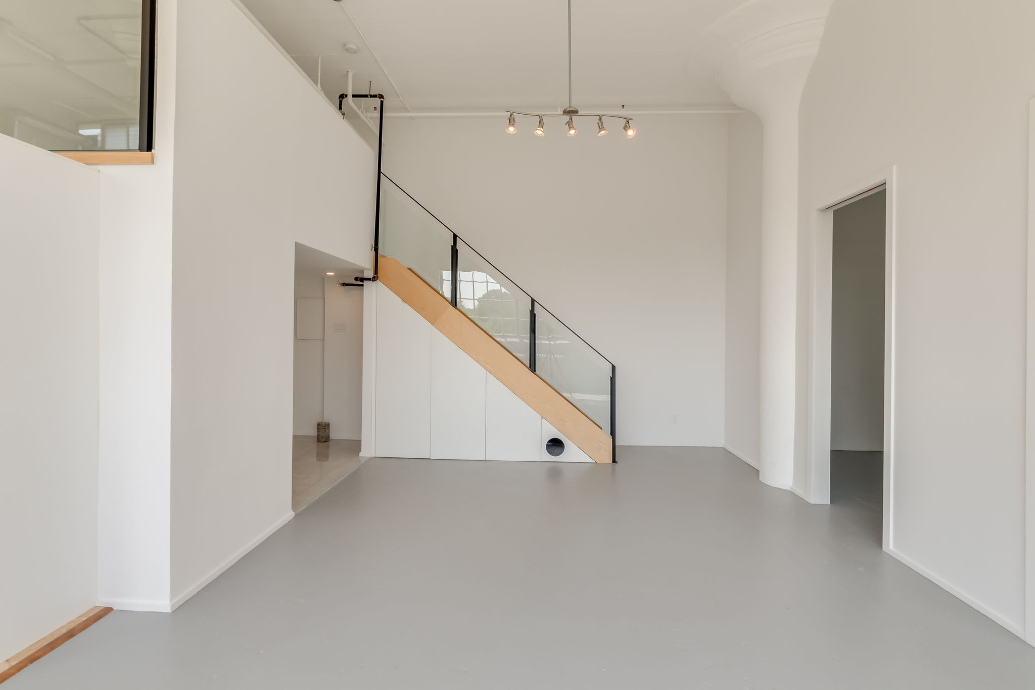  245 Carlaw Ave #407, Toronto, ON M4M 2S1, US Photo 19