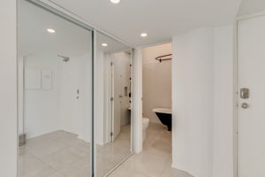  245 Carlaw Ave #407, Toronto, ON M4M 2S1, US Photo 25