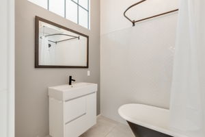  245 Carlaw Ave #407, Toronto, ON M4M 2S1, US Photo 28