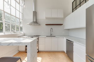  245 Carlaw Ave #407, Toronto, ON M4M 2S1, US Photo 15