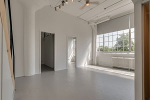  245 Carlaw Ave #407, Toronto, ON M4M 2S1, US Photo 8