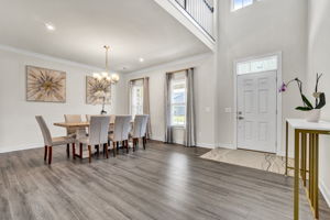 Foyer/Dining Room
