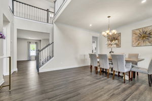 Foyer/Dining Room