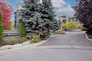  Photo 0