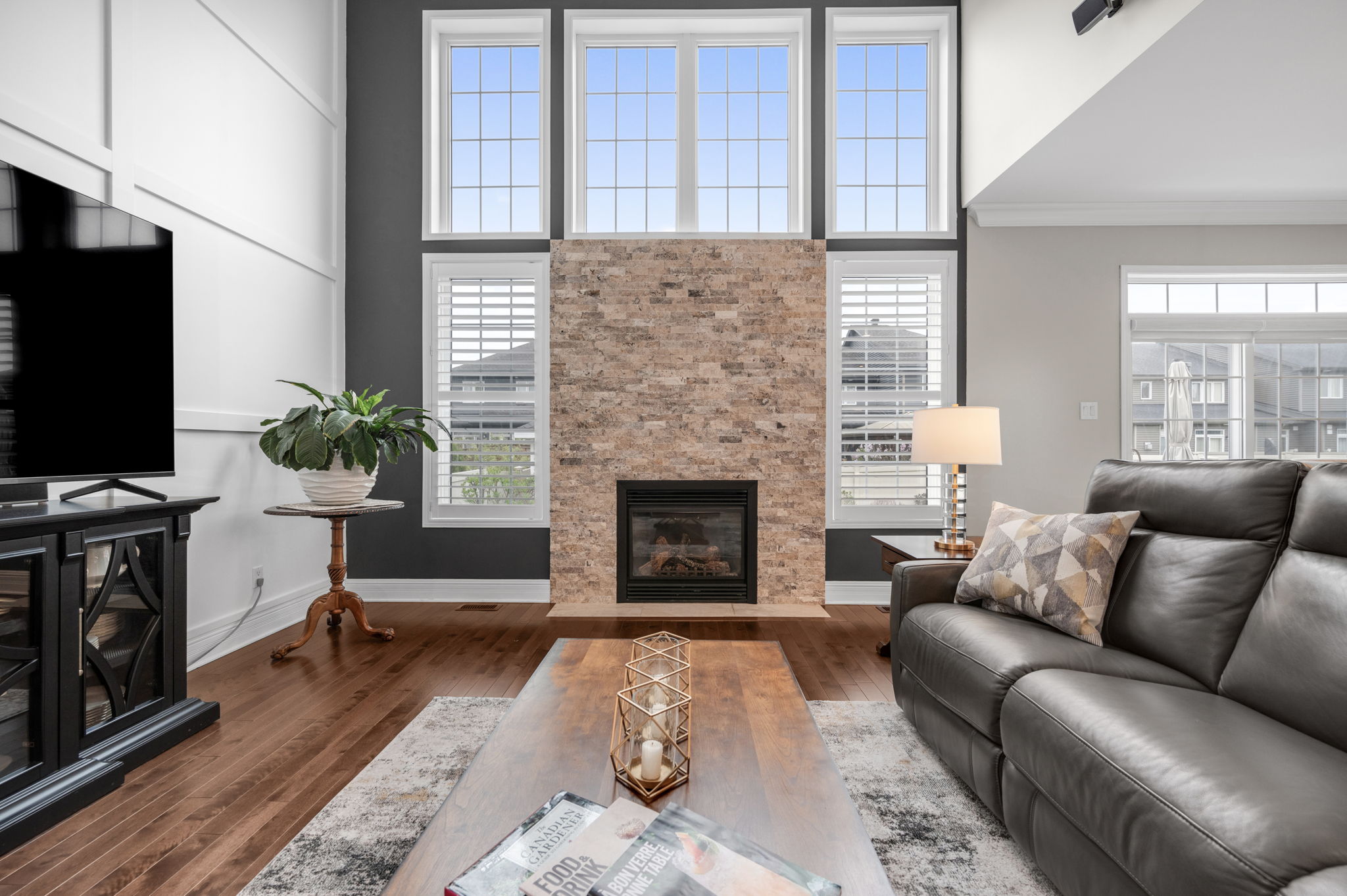  Photo 36