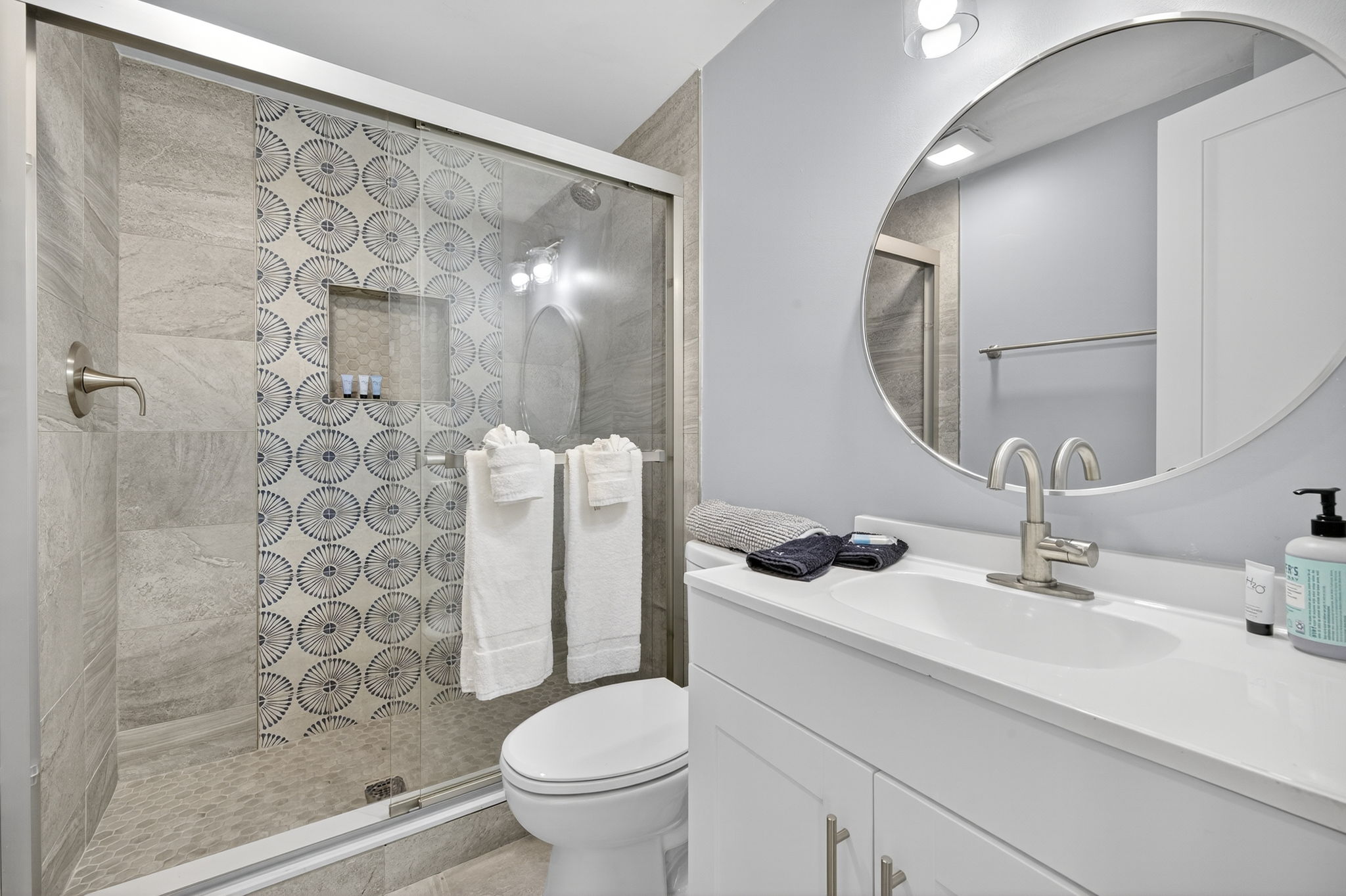 Mermaid - Primary Bathroom
