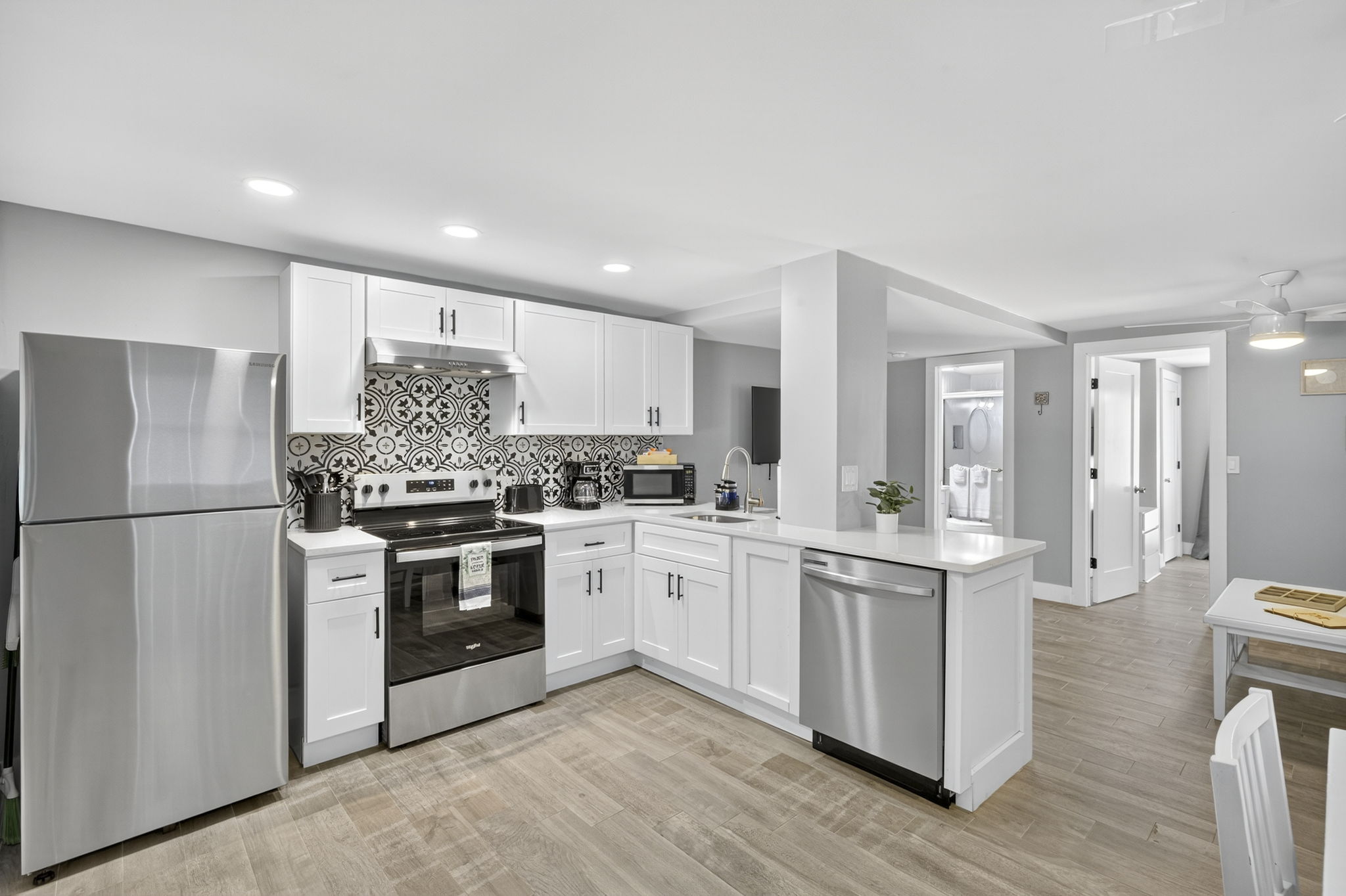 Seashell - Kitchen 1 of 3