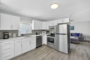 Flip Flop - Kitchen 1 of 2