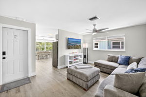 Flip Flop - Living Room 1 of 3