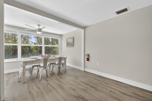 Manatee - Dining Room 2 of 2
