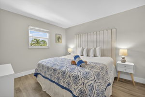 Manatee - Primary Bedroom 2 of 3