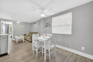 Seashell - Dining Room 1 of 2