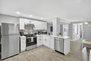 Seashell - Kitchen 1 of 3