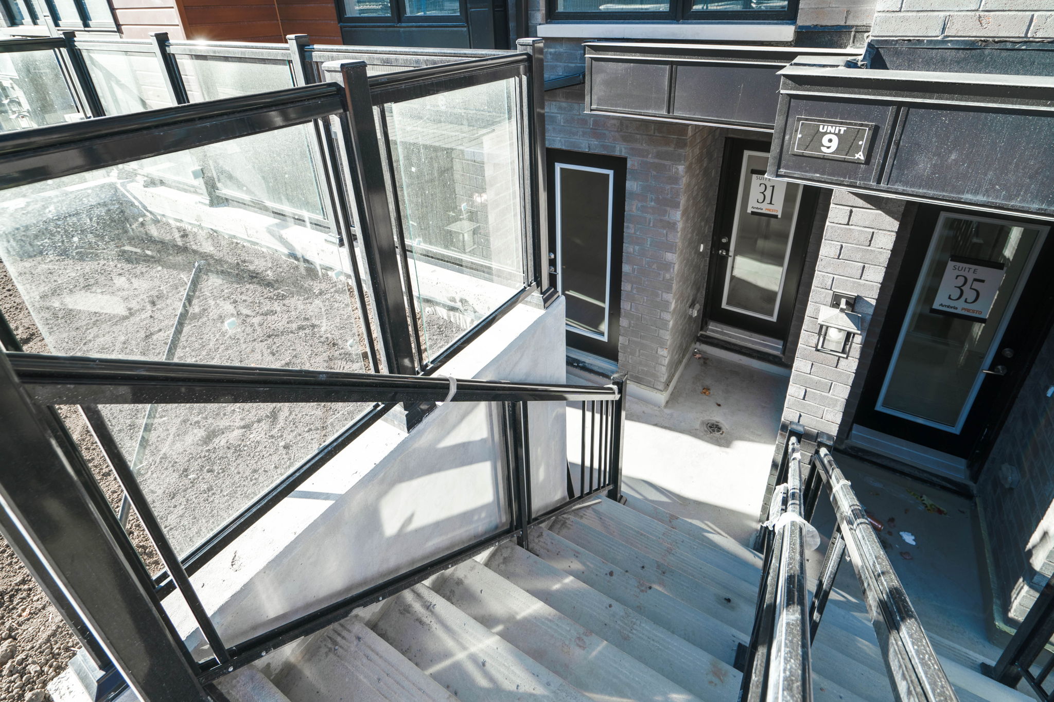245 McLevin Ave Unit 9 Toronto, ON M1B 1E7