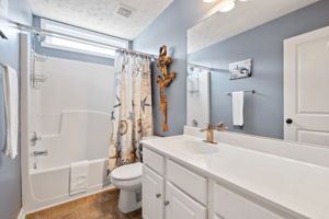  Photo 28