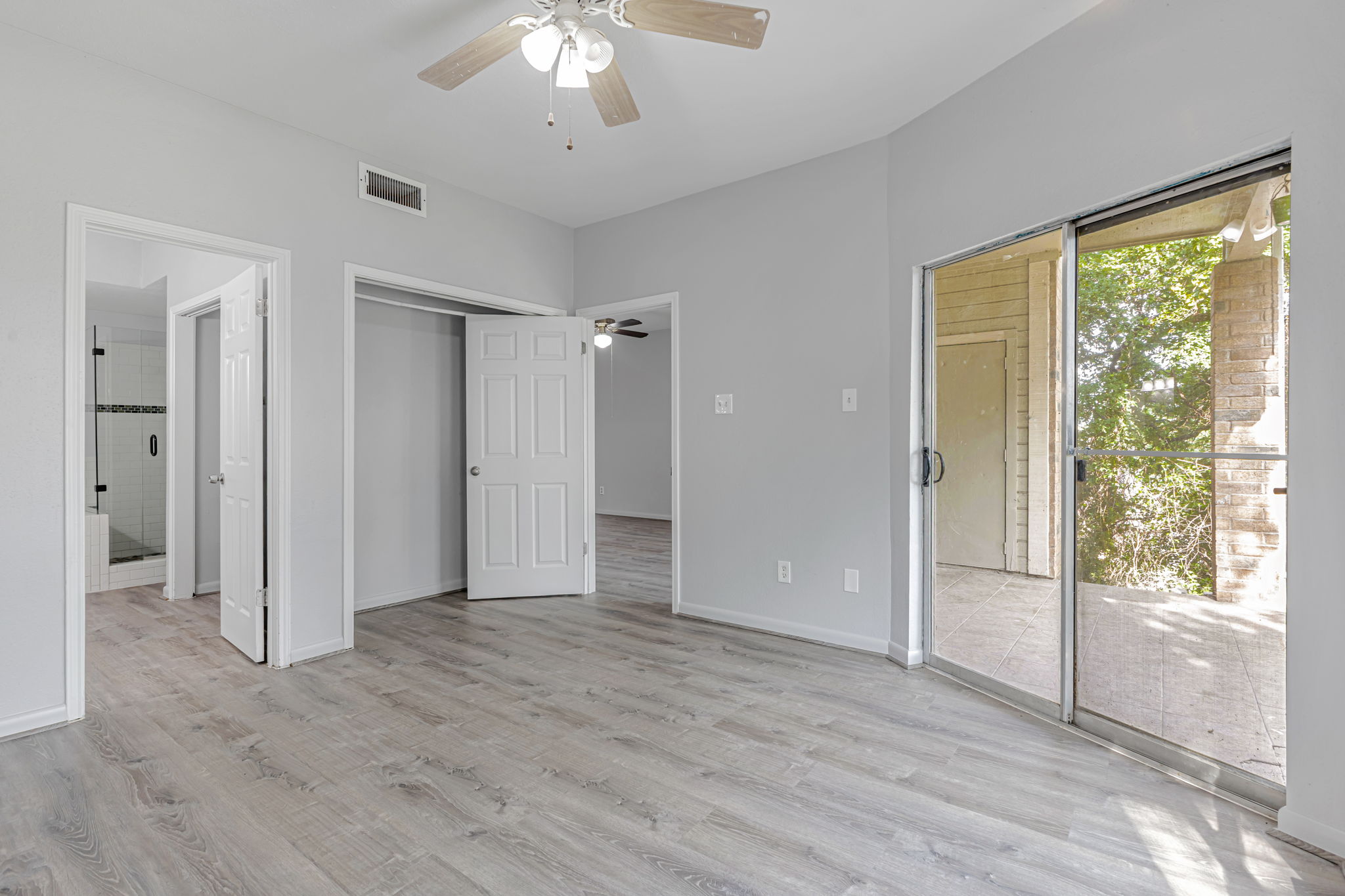025_2450 Wickersham Ln