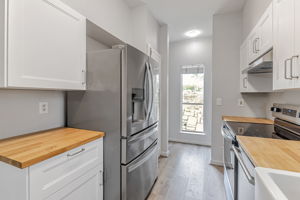 013_2450 Wickersham Ln