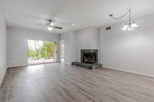 017_2450 Wickersham Ln