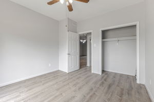 019_2450 Wickersham Ln
