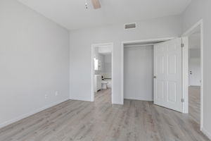 026_2450 Wickersham Ln