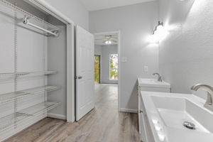 031_2450 Wickersham Ln