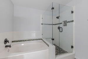 034_2450 Wickersham Ln