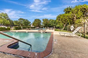 041_2450 Wickersham Ln