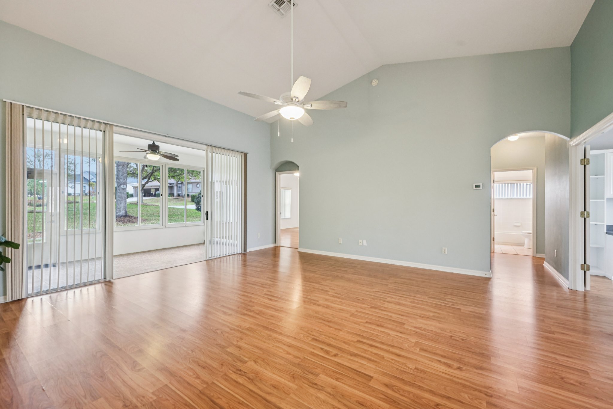 Parlange Ct-S0403-009.jpg