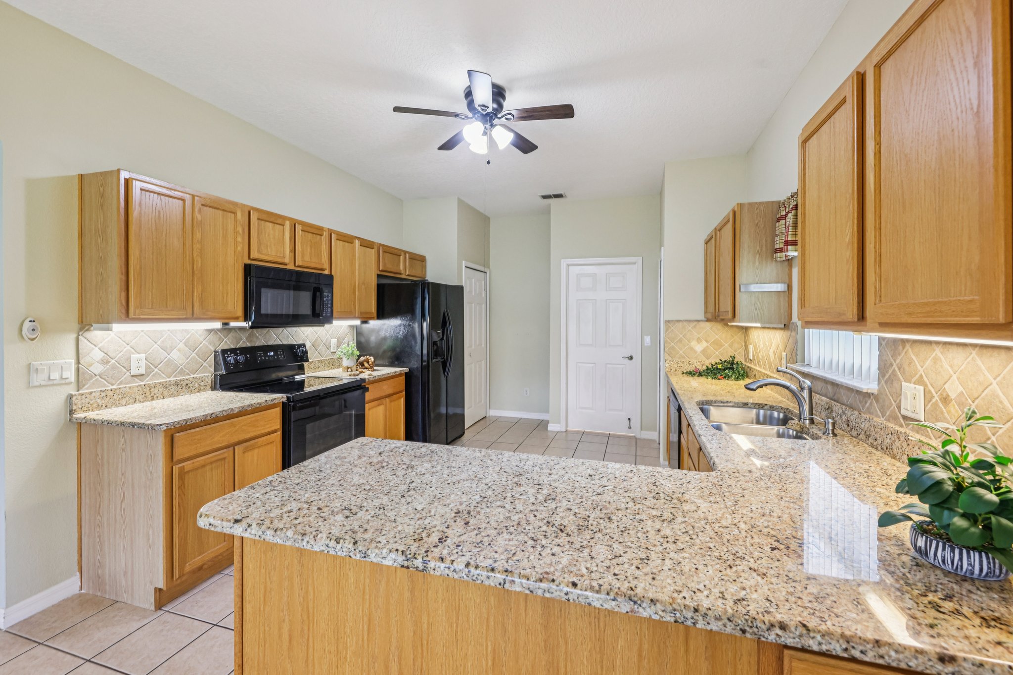 Parlange Ct-S0403-016.jpg