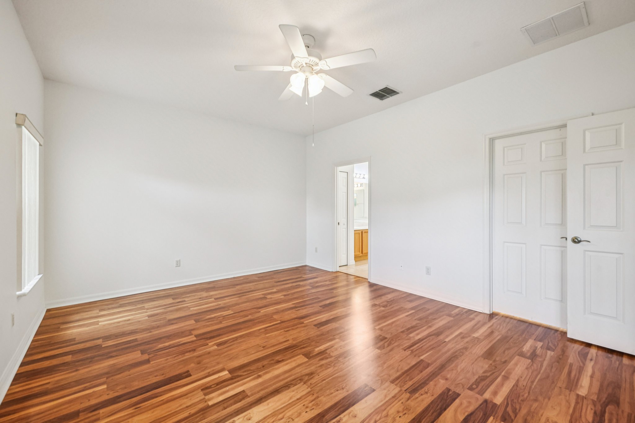 Parlange Ct-S0403-020.jpg