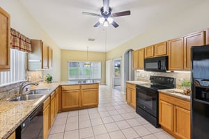 Parlange Ct-S0403-014.jpg