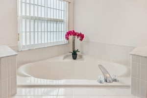 Parlange Ct-S0403-024.jpg