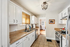 012_2452 Humboldt Ave