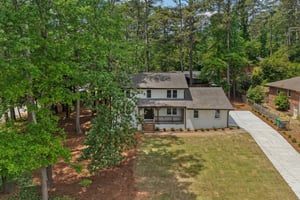 King Arthur Cir NE-L2004-001.jpg