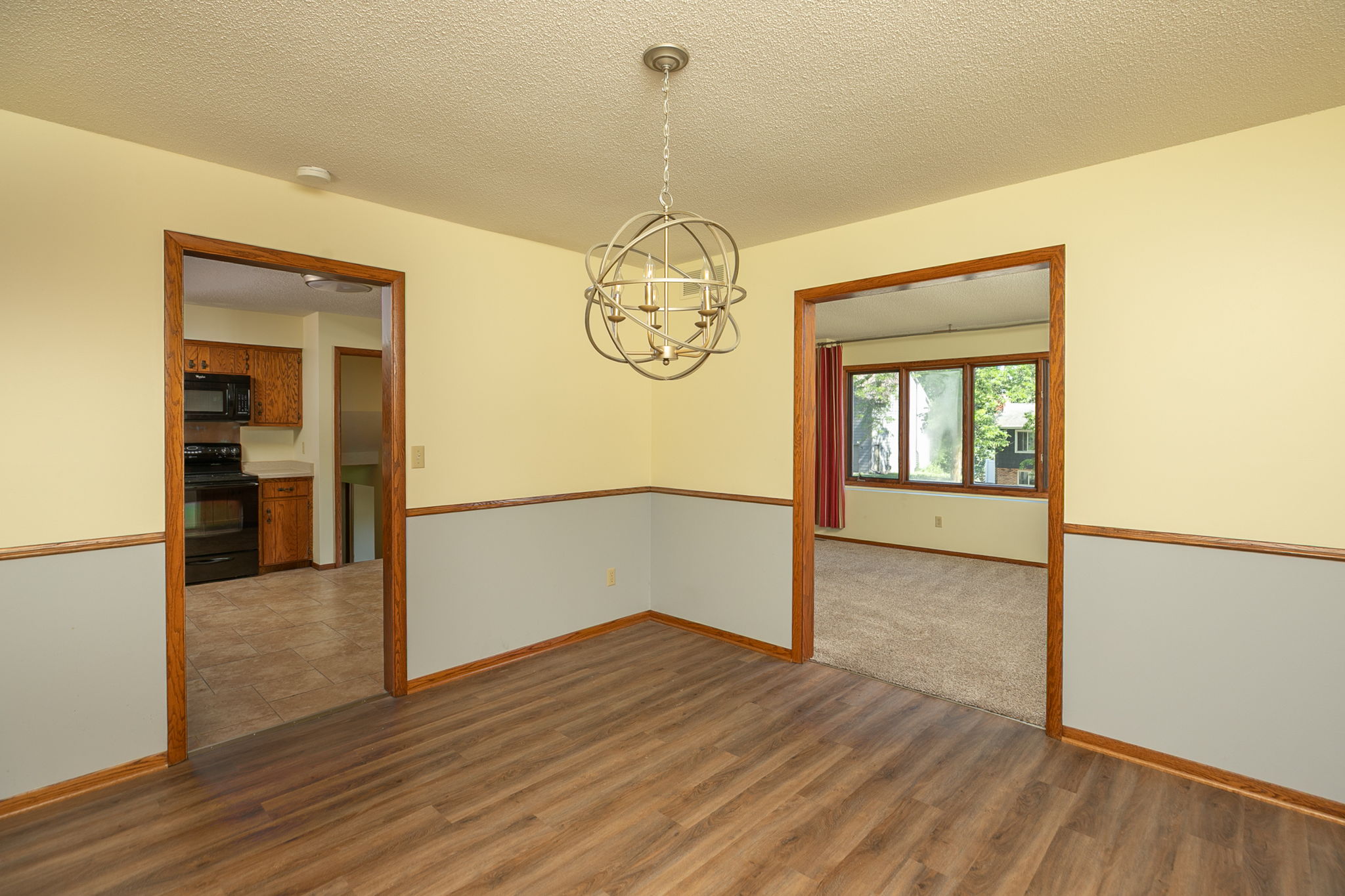 09-Dining Room