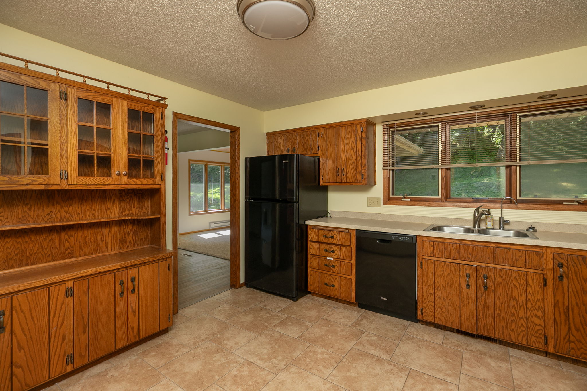 14-Kitchen