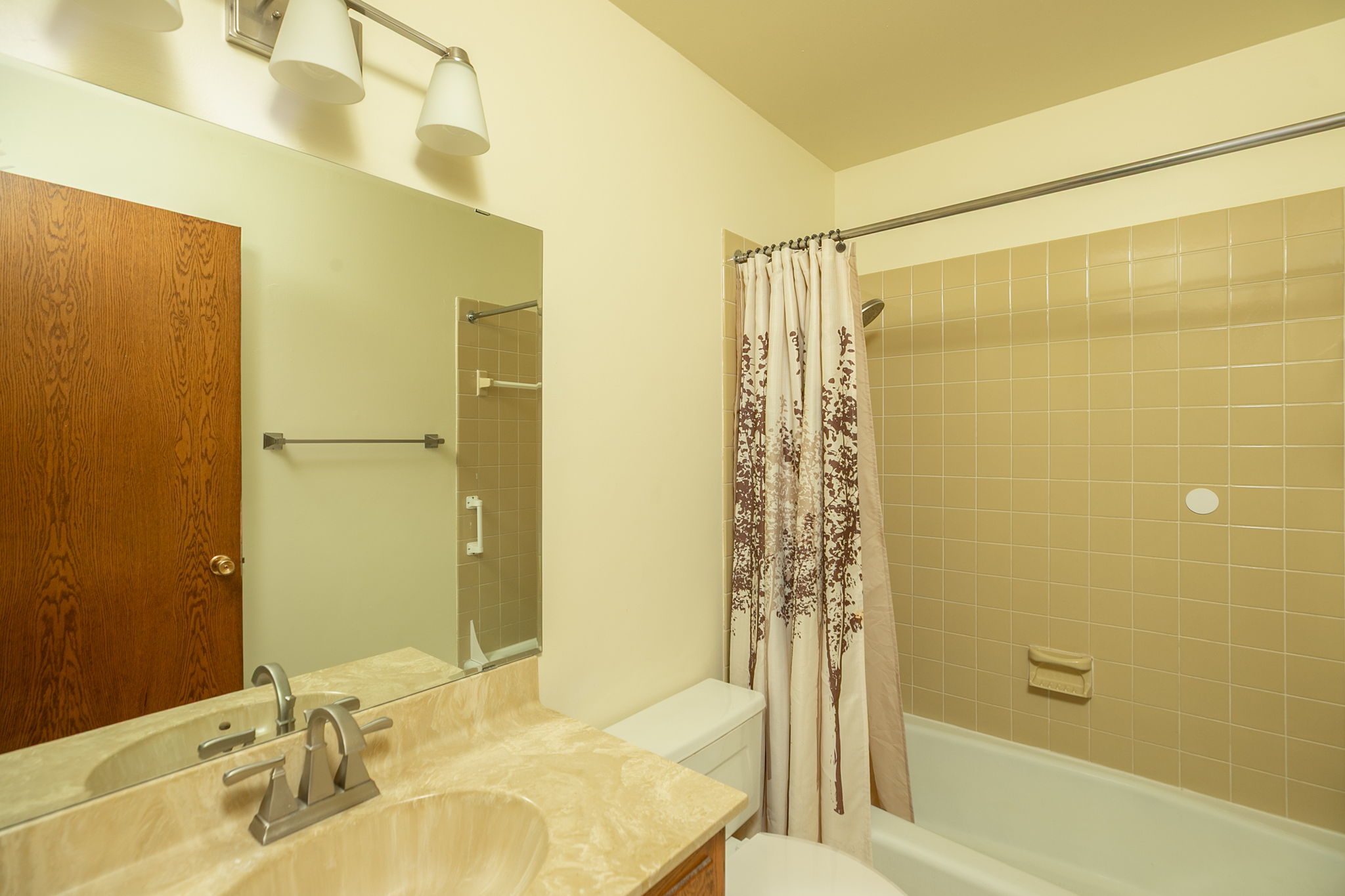 24-Bathroom
