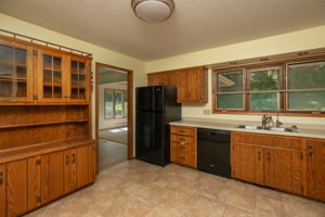 14-Kitchen