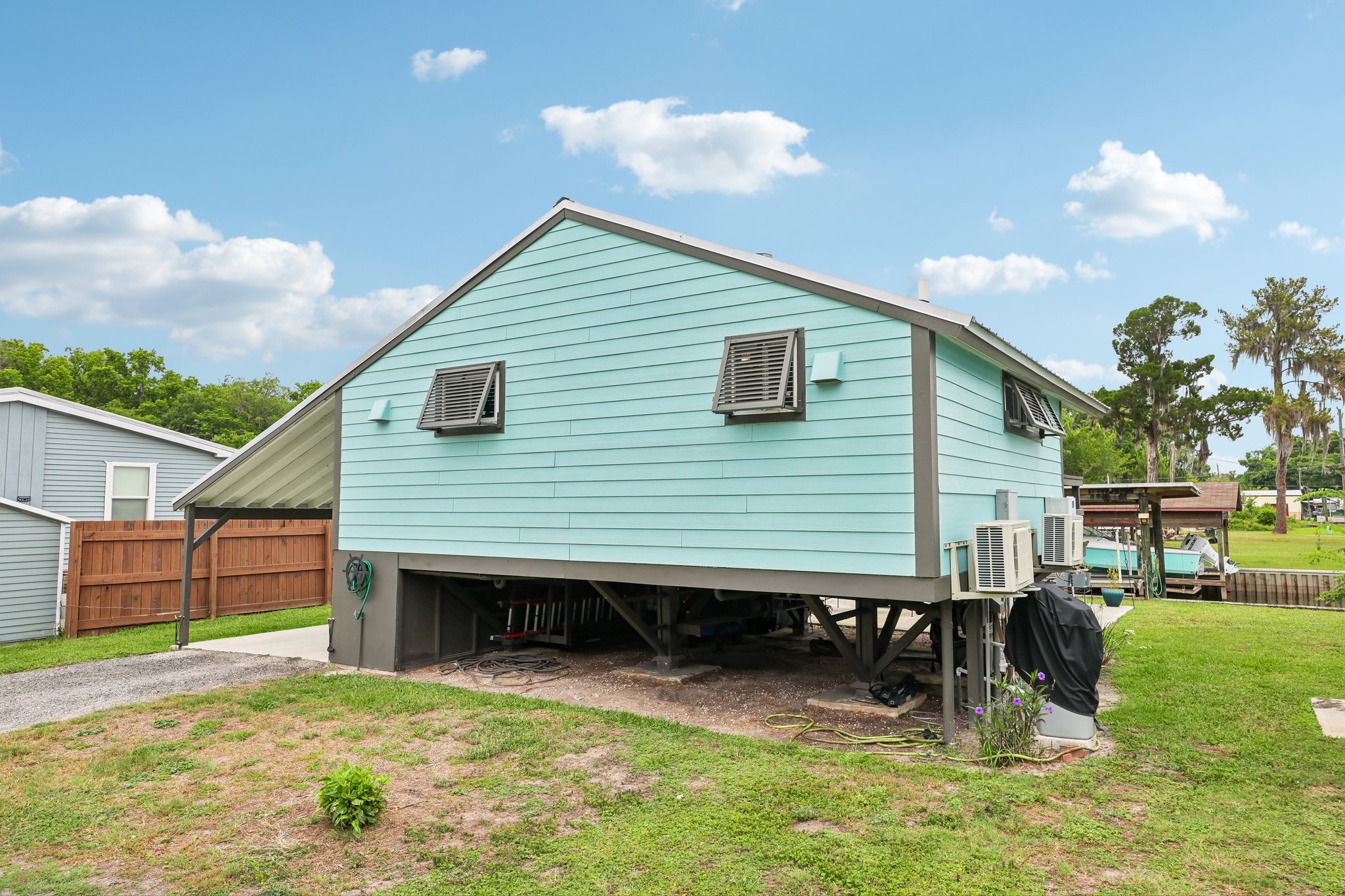 Snail Rd-S1305-023.jpg