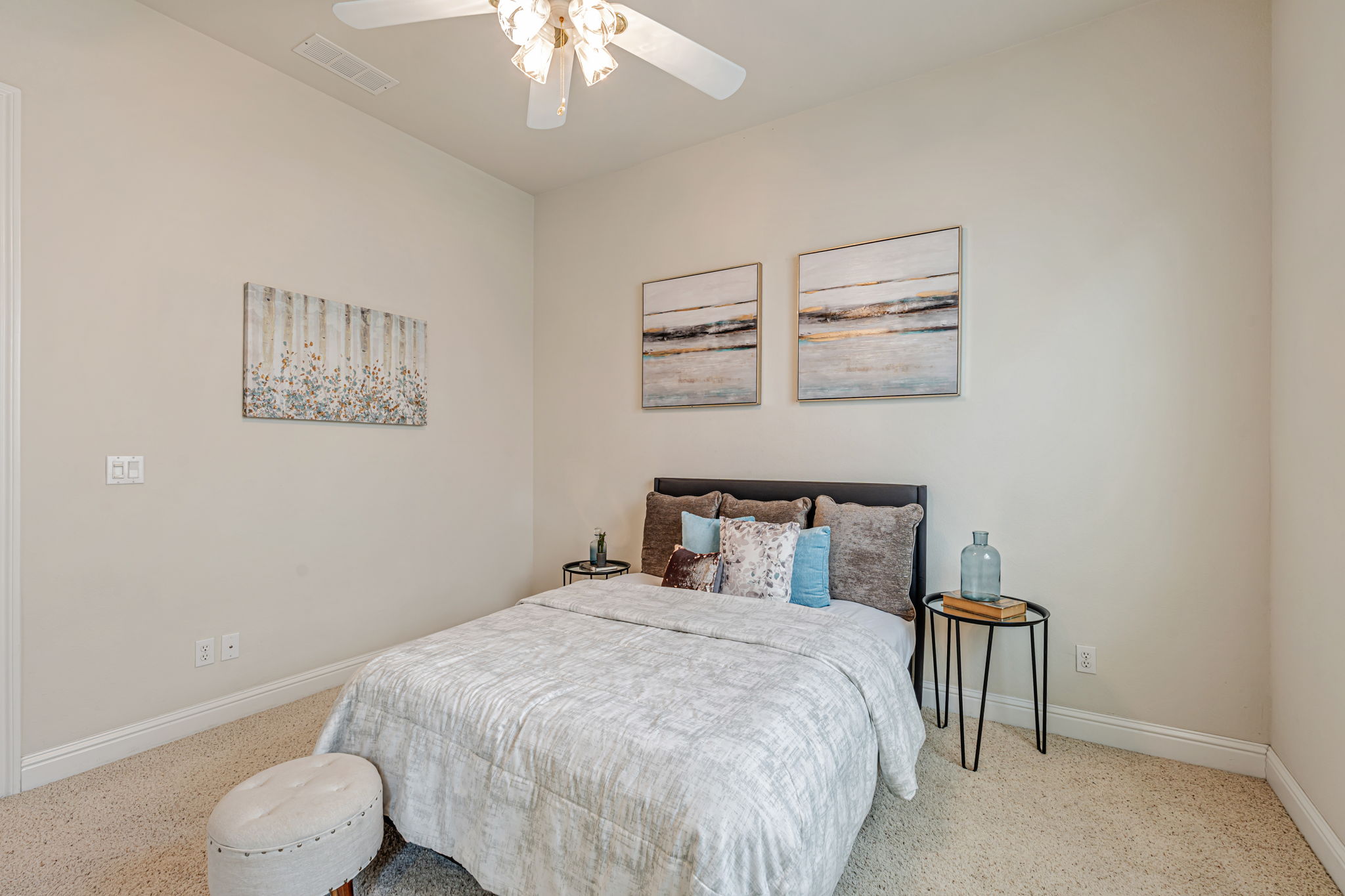 034_2453 Gardenstone Pl_