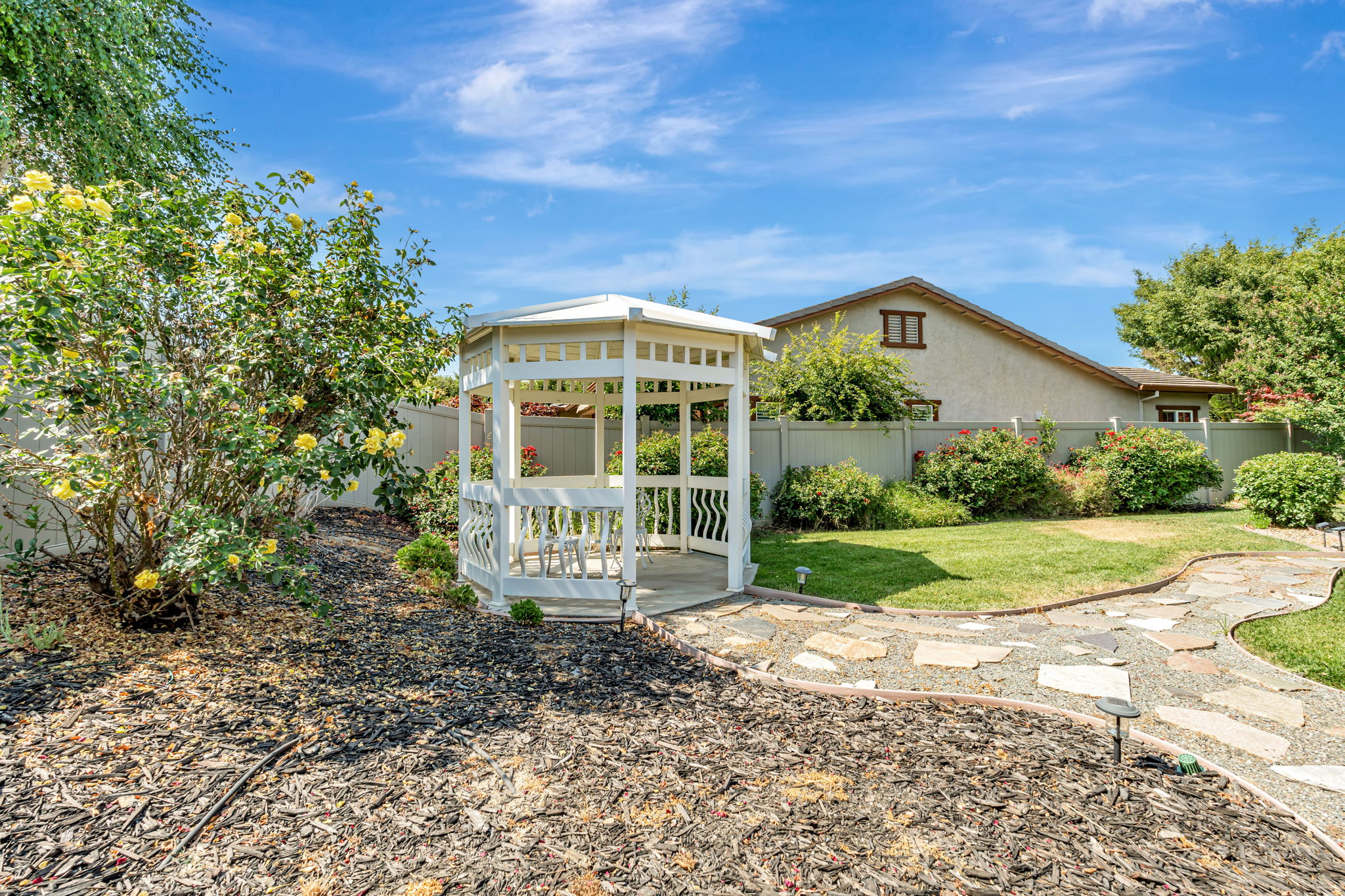 046_2453 Gardenstone Pl_