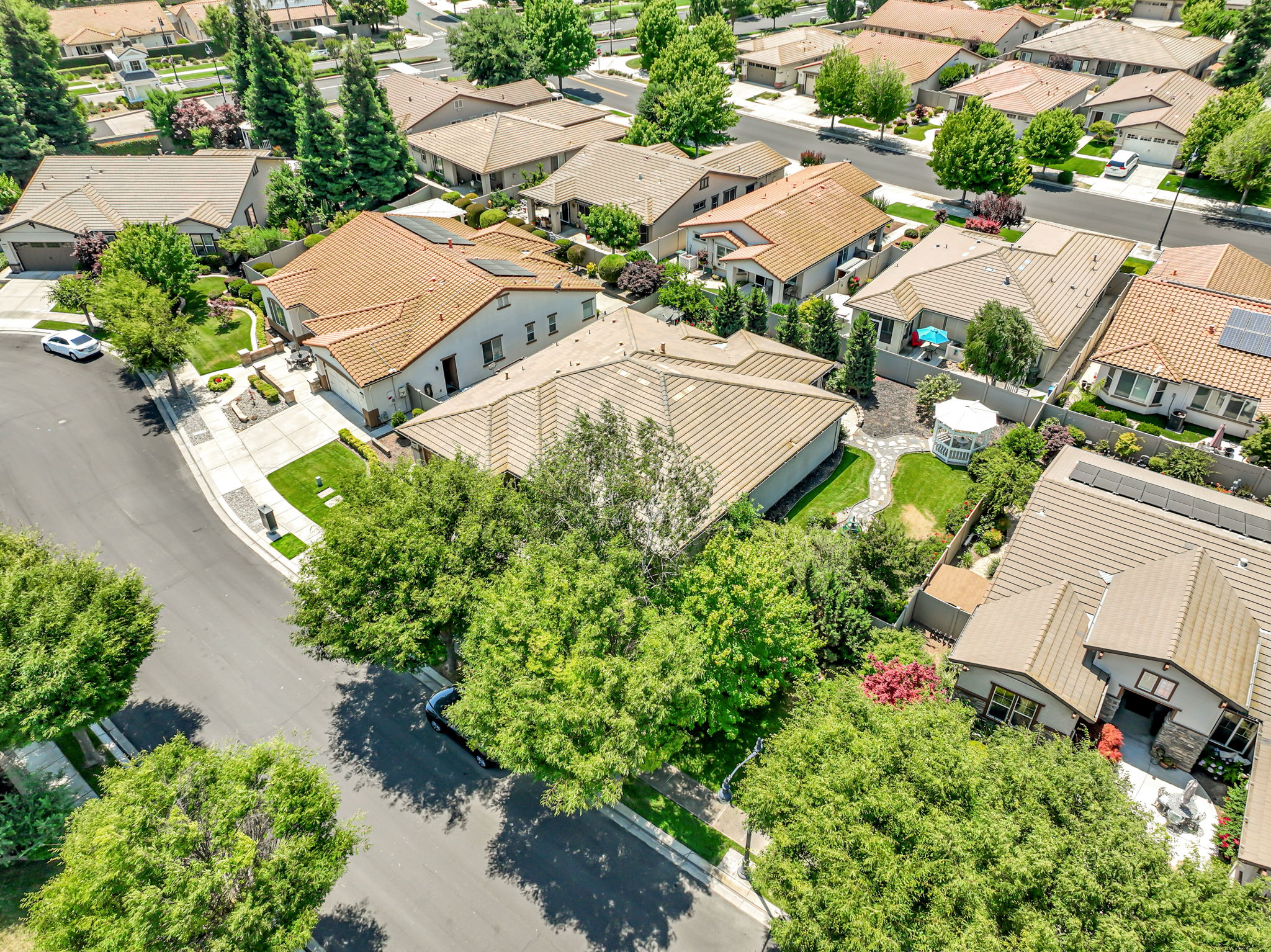 010_2453 Gardenstone Pl_