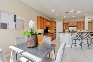 019_2453 Gardenstone Pl_