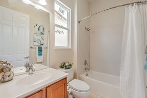 039_2453 Gardenstone Pl_