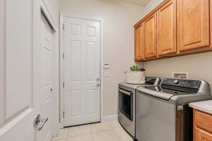 040_2453 Gardenstone Pl_