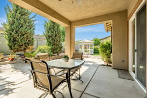 044_2453 Gardenstone Pl_